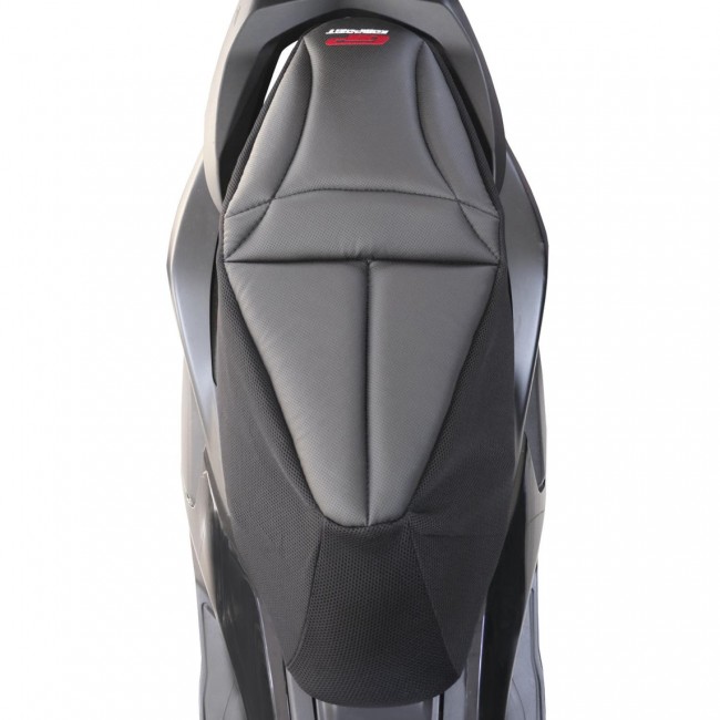 GP Kompozit Навлака за седиште за NMAX 125/155 и VOLTA RSX6